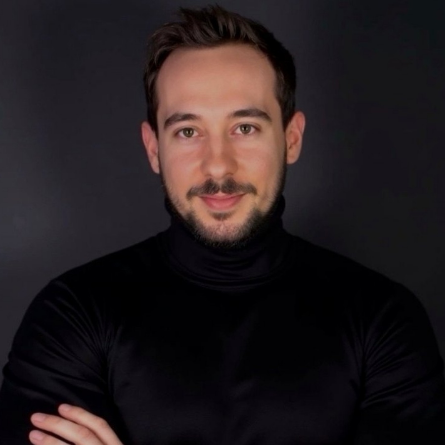 Florin Sgîrdea - Co-Fondator & Video Lead
